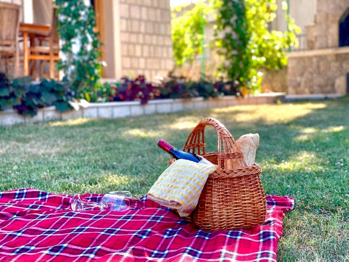 Villa Helena Kotor Luaran gambar