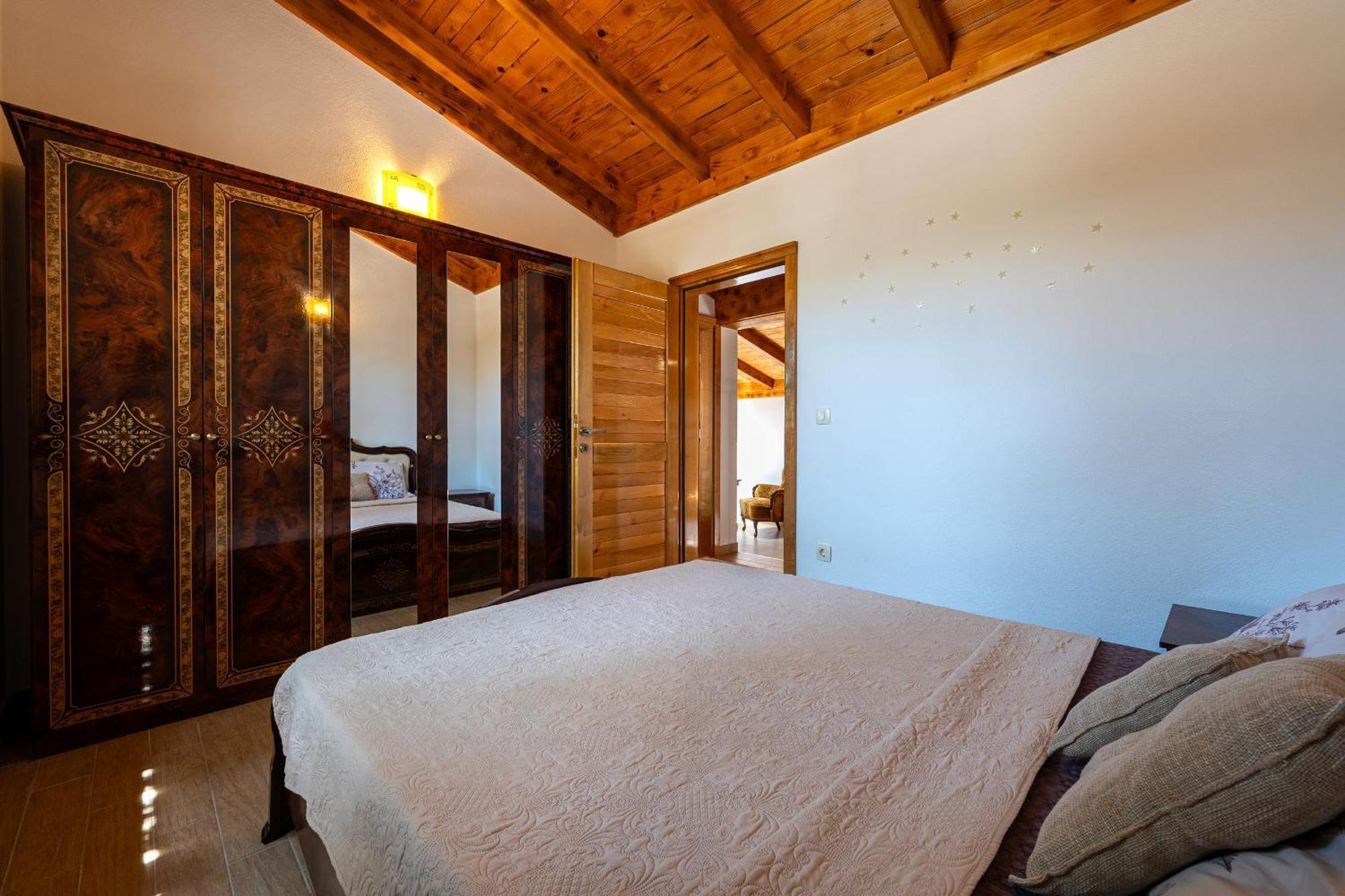 Villa Helena Kotor Luaran gambar