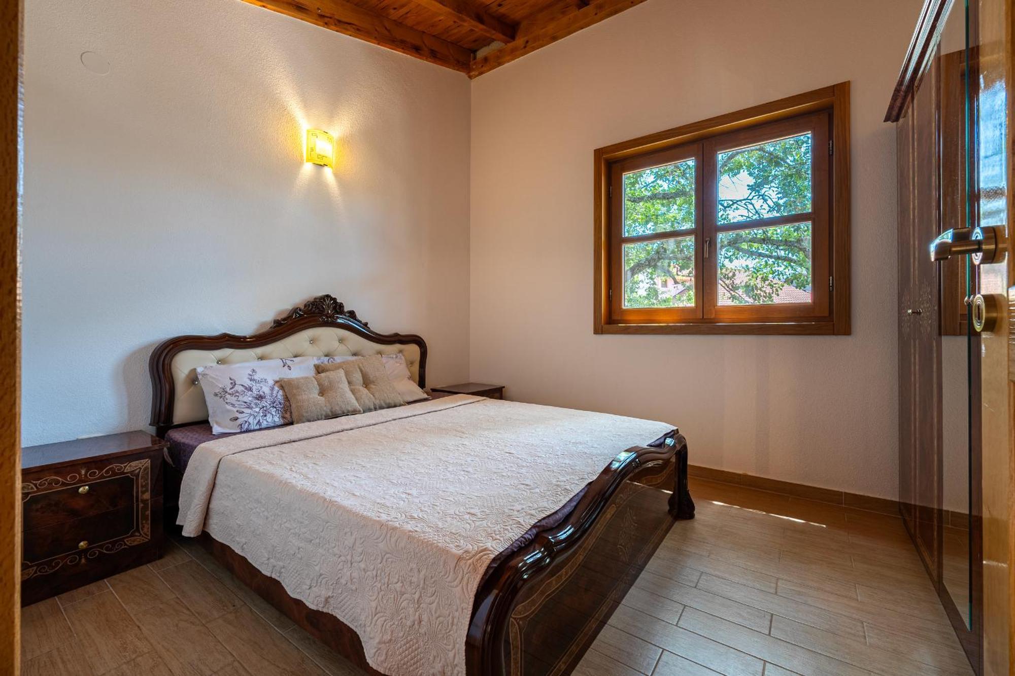 Villa Helena Kotor Luaran gambar