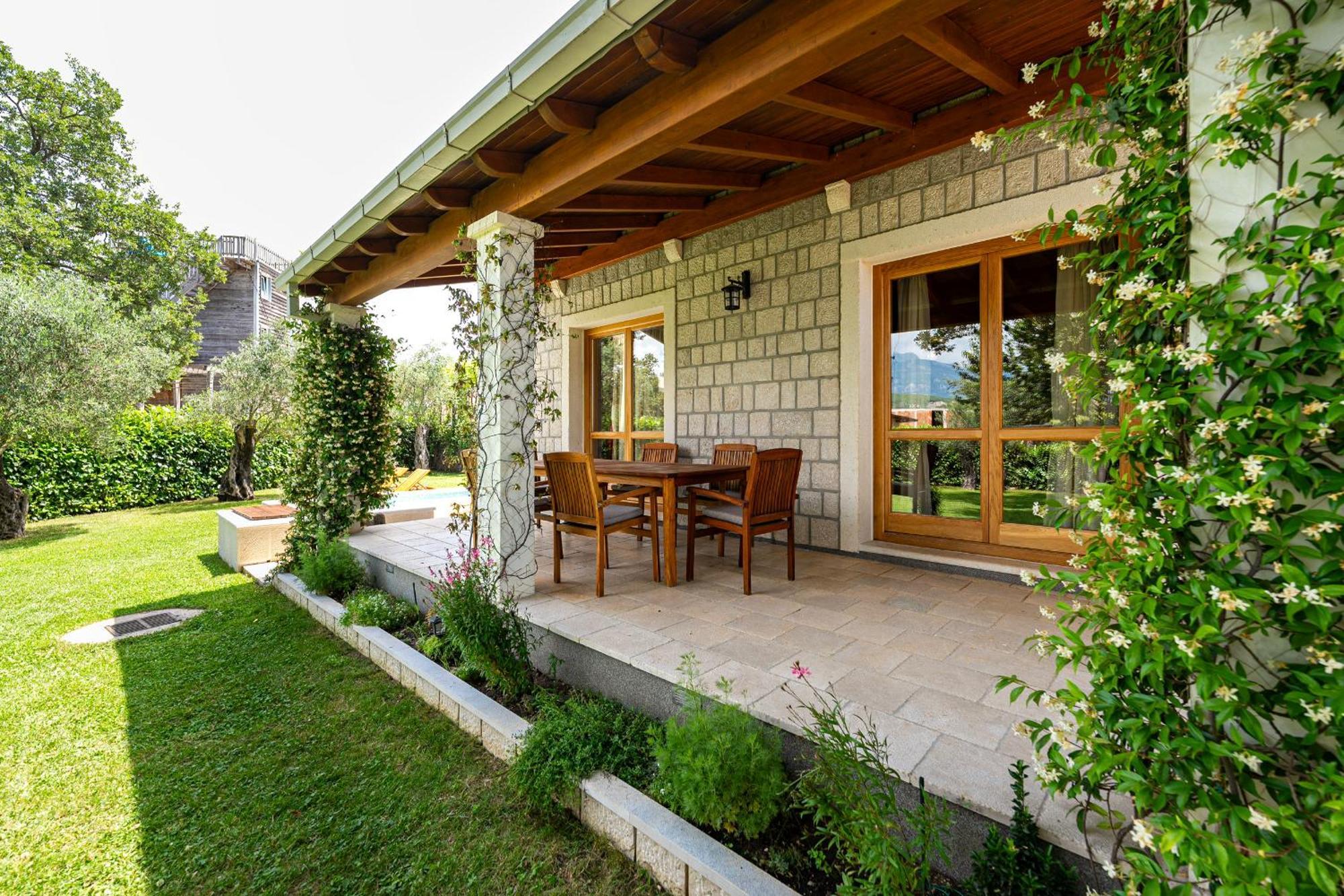Villa Helena Kotor Luaran gambar
