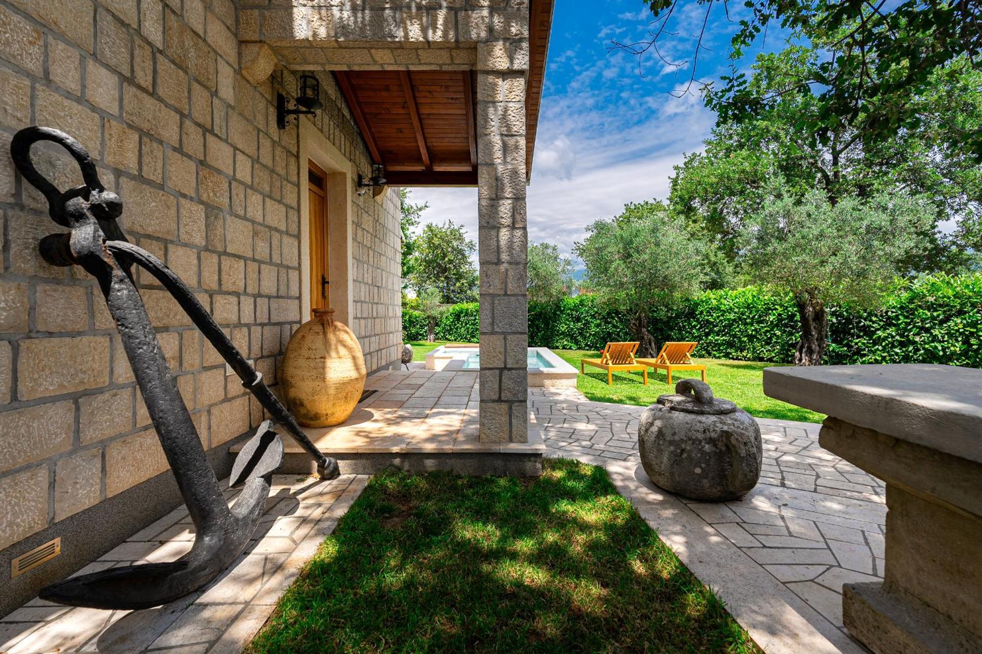 Villa Helena Kotor Luaran gambar