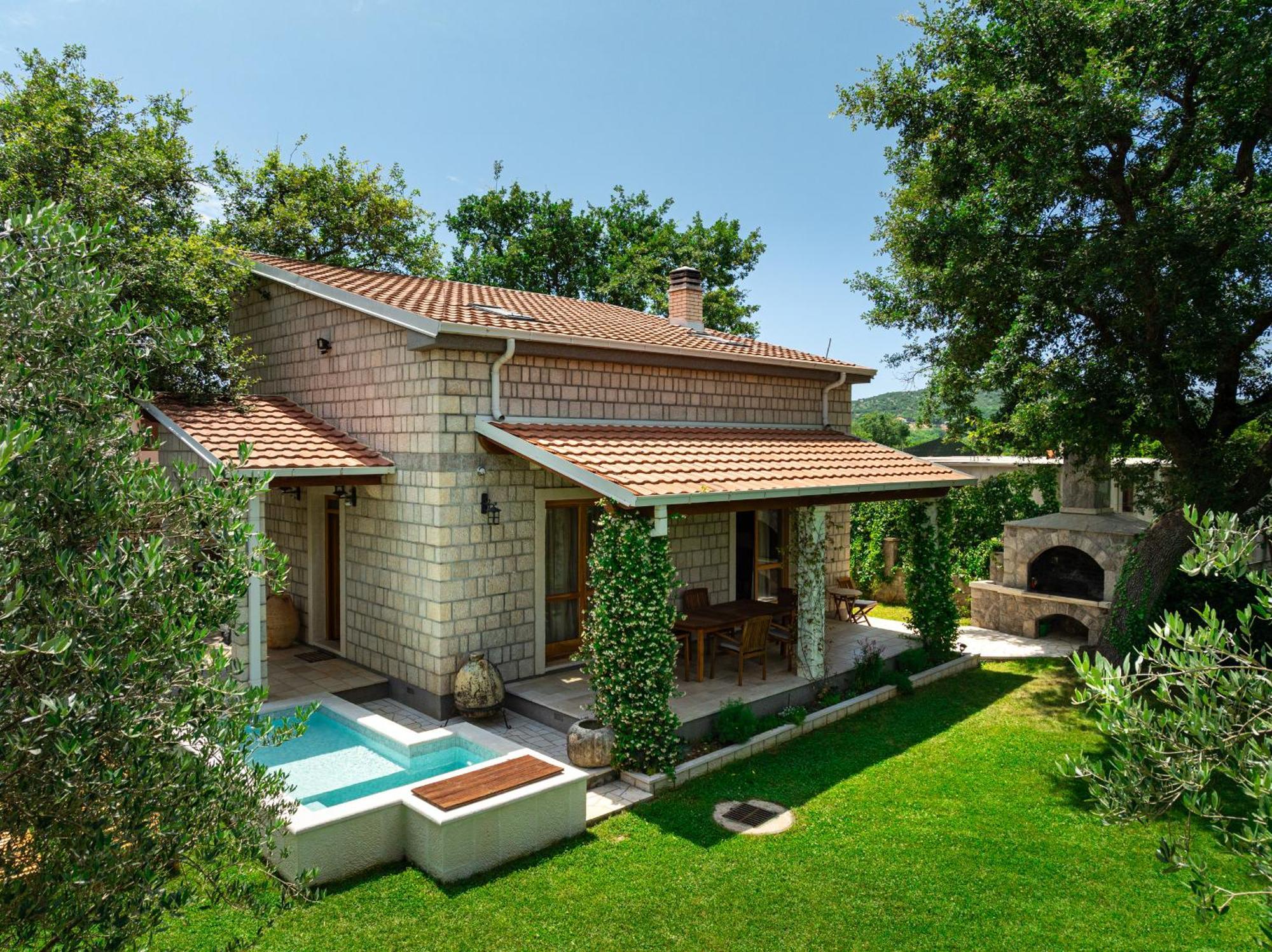 Villa Helena Kotor Luaran gambar